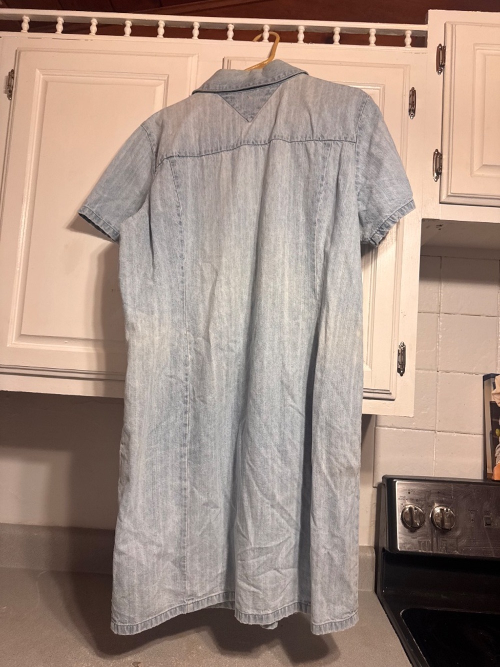 Tommy Hilfiger denim garment appears to be a vintage short-sleeve midi-length de - Picture 3 of 5